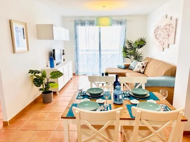 #Seaparaiso# Heated Pool,Private Parking,Fast Wifi Costa Adeje  Apartmán Costa Adeje (Tenerife)