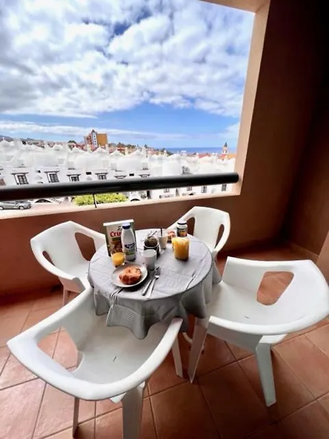#Seaparaiso# Heated Pool,Private Parking,Fast Wifi Costa Adeje  Apartmán Costa Adeje (Tenerife)