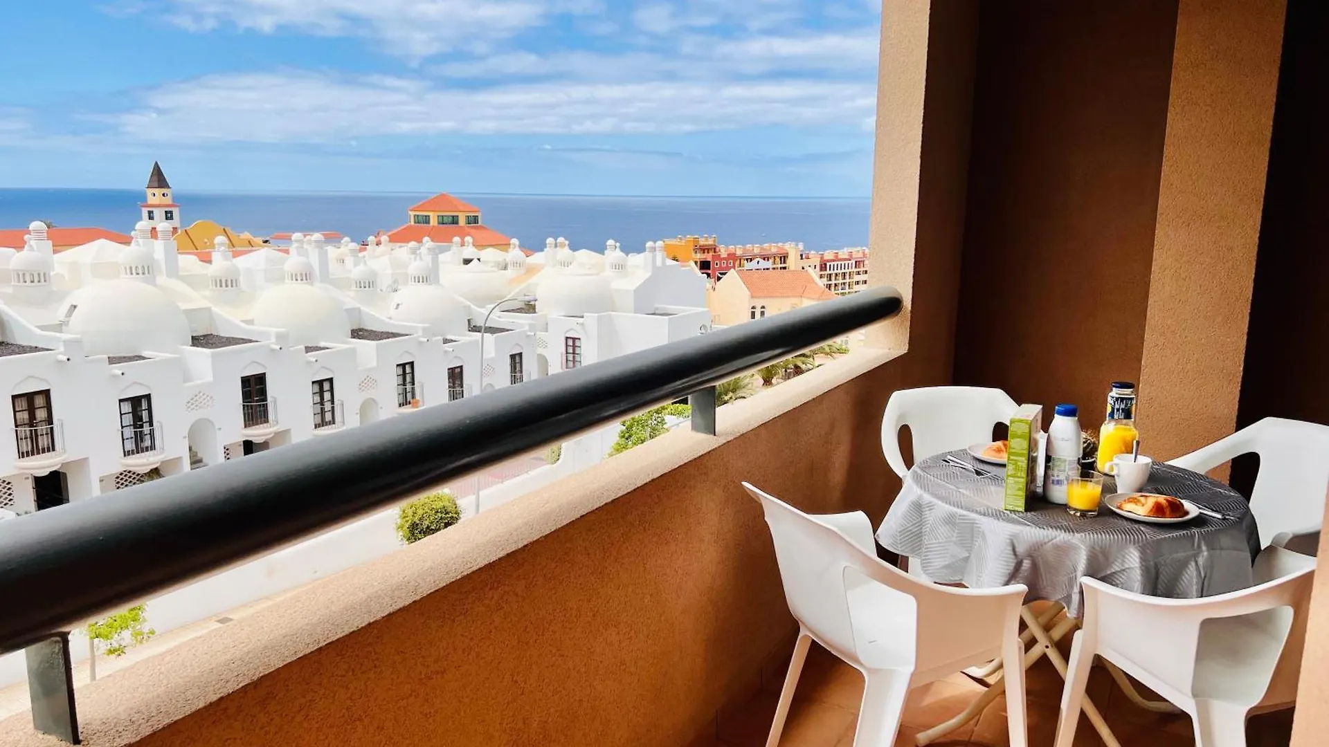 #Seaparaiso# Heated Pool,Private Parking,Fast Wifi Costa Adeje  Apartmán